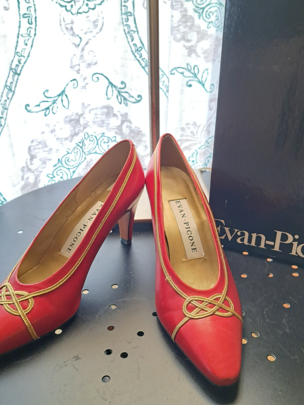 Evan Picone Red and Gold Pointed-Toe Pumps